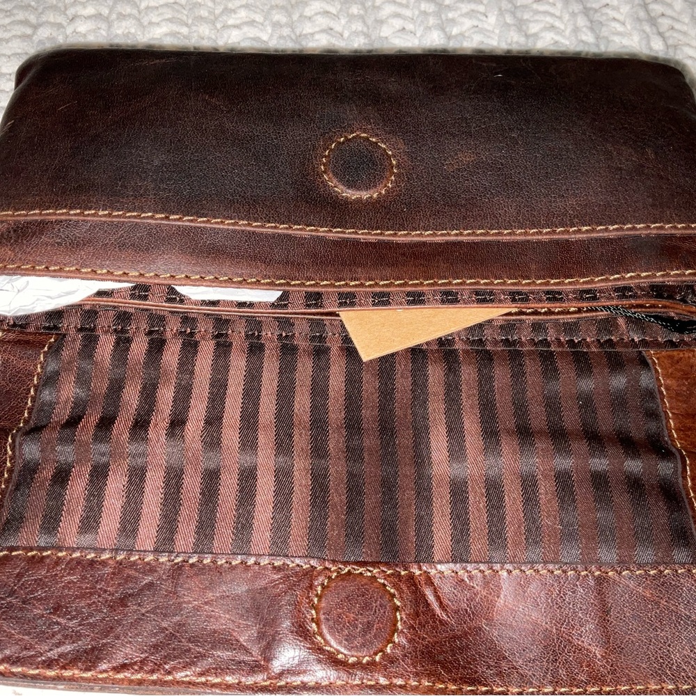 NWT Jack Georges Voyager Wallet
